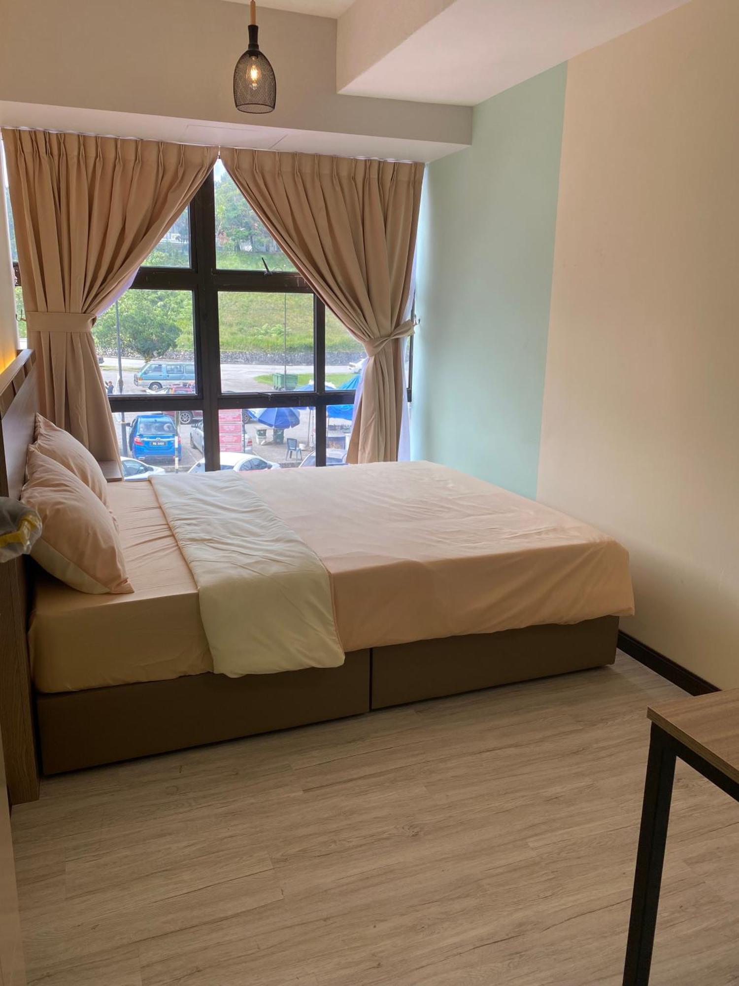 Clock Inn Backpackers Hostel ตานาห์ราตา ภายนอก รูปภาพ